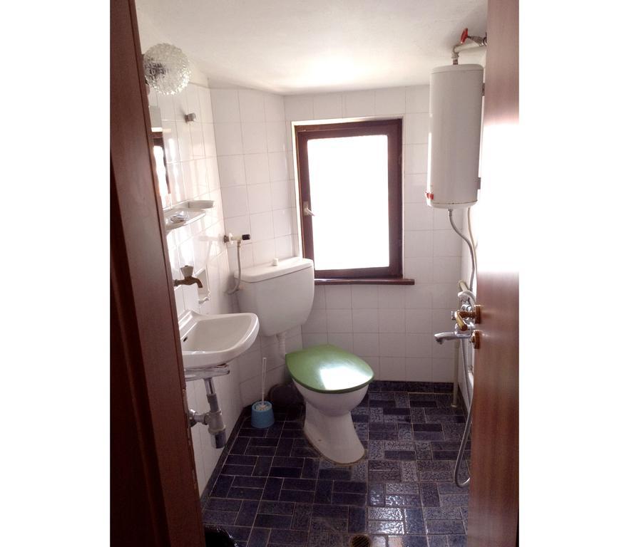 Guest House Yavorov Τσερνομόρετς Δωμάτιο φωτογραφία