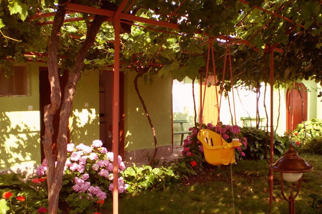 Guest House Yavorov Τσερνομόρετς Δωμάτιο φωτογραφία